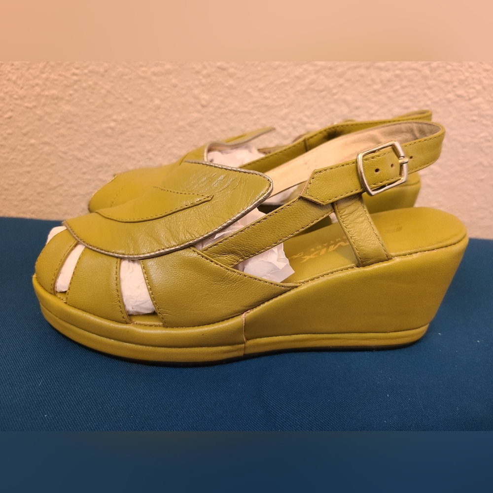 Re-mix Vintage Shoes L'amour Avocado Reproduction 30s Vintage Wedges Size 6
